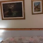 Grandpa Mau Casa de hóspedes 3*